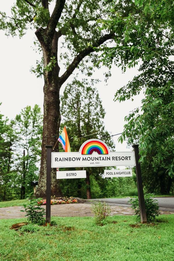 Rainbow Mountain Resort - Lgbtq Friendly イースト・ストラウズバーグ エクステリア 写真